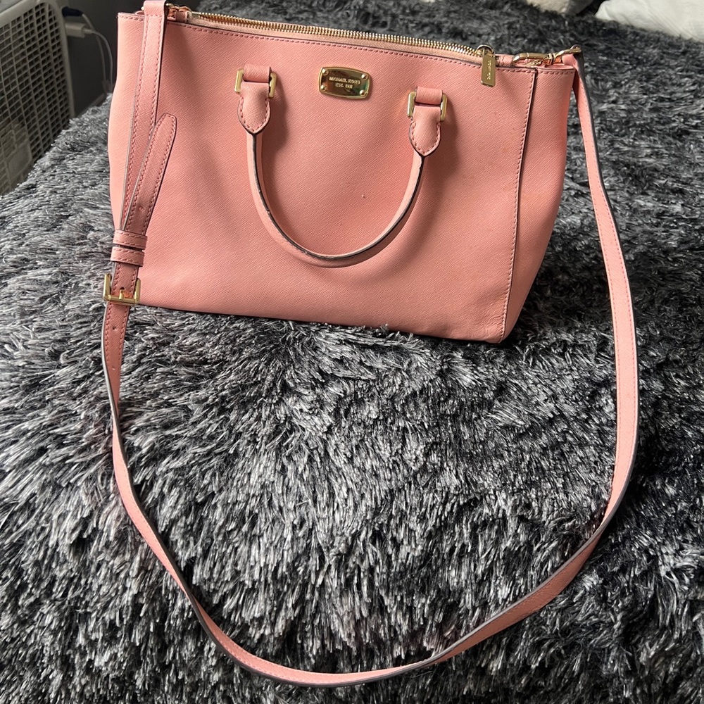 Pink Micheal kors purse